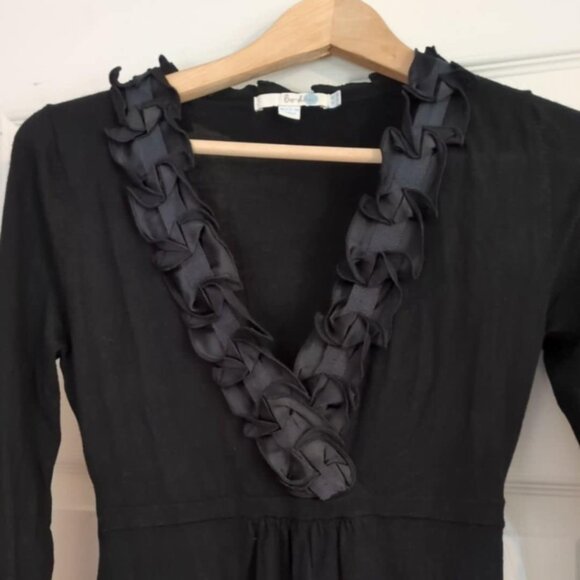 Boden Black Wool Dress Sz 4 V Neck Applique Trim Ruffle Sexy Goth Classic Chic - Picture 2 of 5